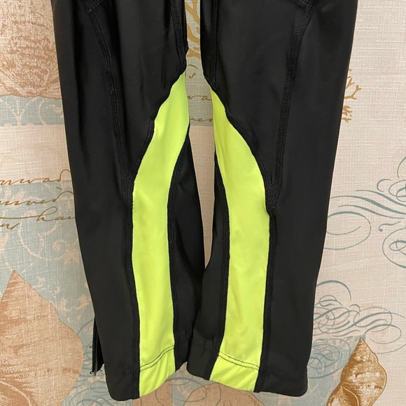 Canari Womens Biking Athletic Refelctive Padded Cycling Shorts Black Comfort Med - Picture 2 of 13